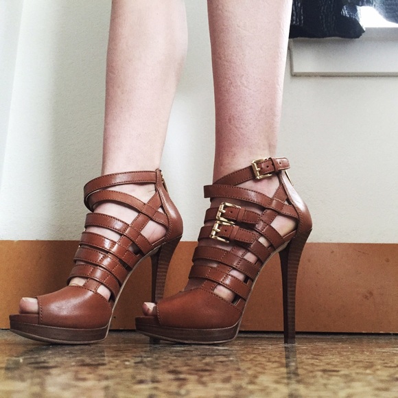 COPY - Michael Kors heels - Picture 4 of 4